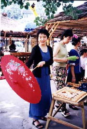 侗鄉(xiāng)巧手織錦繡 民間工藝變身旅游商品，農(nóng)民慧眼掘金新路